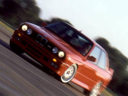 [Image: m3e30_roule.jpg]