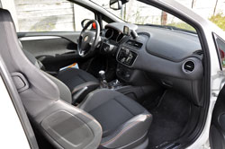 interieur punto evo abarth