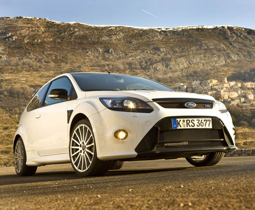 http://www.automobile-sportive.com/guide/ford/focus2rs/Ford-Focus-RS-Une.jpg