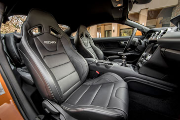 intérieur ford mustang 6 gt
