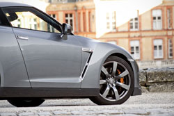 gt-r nissan
