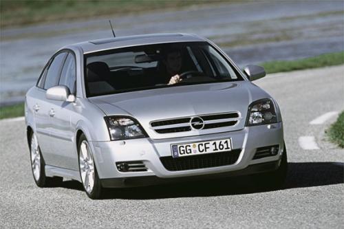 http://www.automobile-sportive.com/guide/opel/vectragts/vectragts_av.jpg