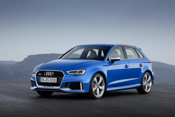 Restylage : l'Audi RS3 Sportback passe à 400 ch Restylage : l'Audi RS3 Sportback passe à 400 ch