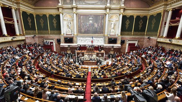 La publicité pour les véhicules thermiques bientôt interdite ? La publicité pour les véhicules thermiques bientôt interdite ?