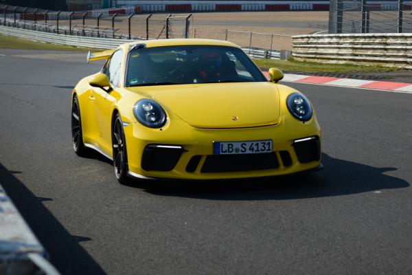 La nouvelle Porsche 911 GT3 boucle un tour de Nürburgring en 7mn 12s La nouvelle Porsche 911 GT3 boucle un tour de Nürburgring en 7mn 12s