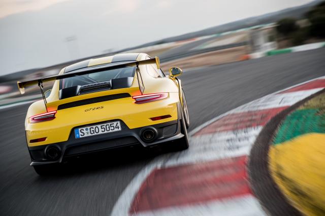 Porsche va produire quatre 911 GT2 RS de plus Porsche va produire quatre 911 GT2 RS de plus