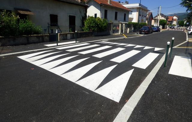 Des ralentisseurs illégaux qui peuvent coûter cher aux mairies... Des ralentisseurs illégaux qui peuvent coûter cher aux mairies...