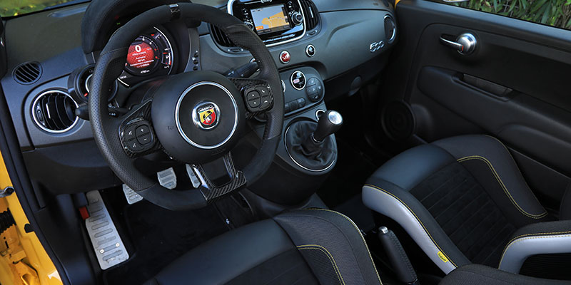 interieur abarth 595 restylee 2016