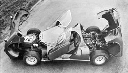v8 alfa romeo 33 stradale