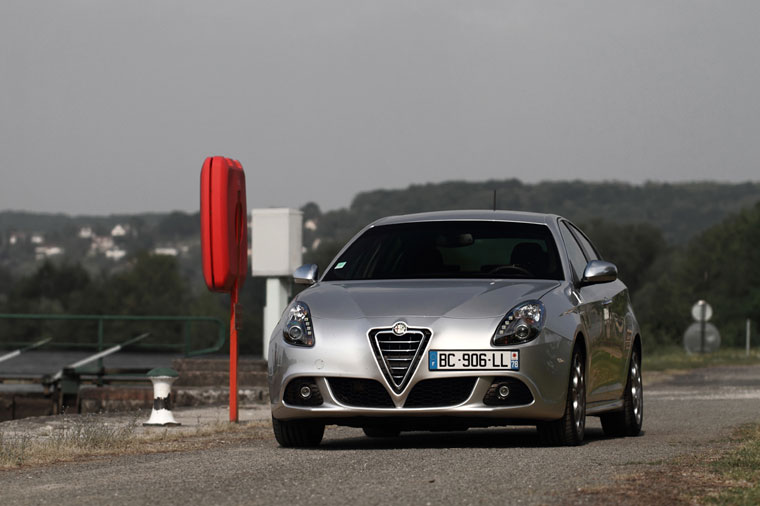 alfa romeo giulietta qv