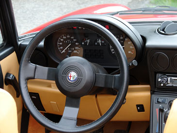 interieur alfa spider 1990