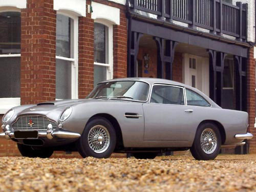 aston martin db5
