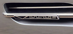 insigne vantage aston martin