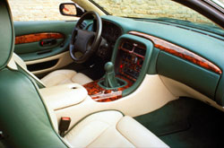 interieur aston martin db7 vantage