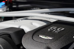 moteur v12 aston martin db9