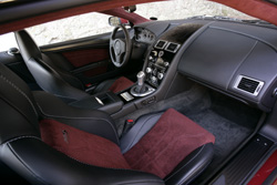 interieur aston martin dbs