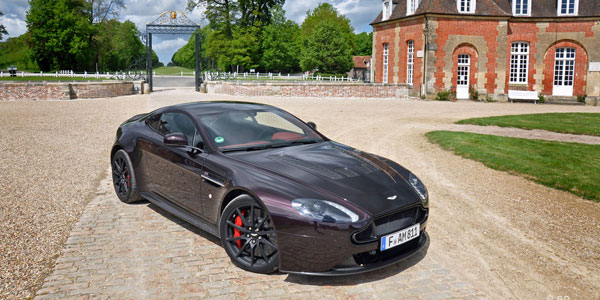 Photo ASTON-MARTIN V12-VANTAGE S 