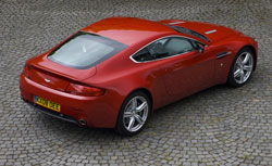arriere aston martin v8 vantage 4.7l