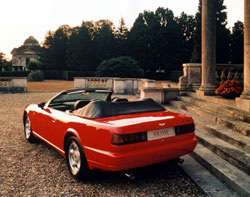 aston martin v8 virage volante