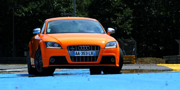 Photo AUDI TT S (8J) 