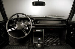 interieur bmw 2002 tii