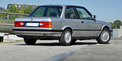 Photo BMW S�RIE-3 (E30) 318 is 
