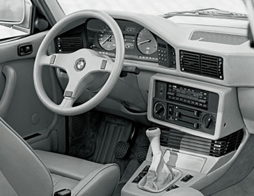 interieur bmw m5 e28