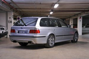 bmw m5 touring prototype