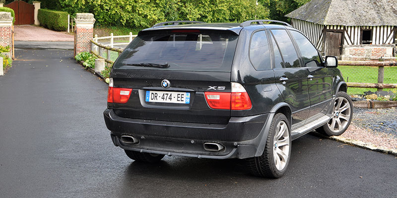 arriere bmw x5 4.8is