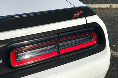 fiche technique performances dodge challenger 3.6 v6 305 ch