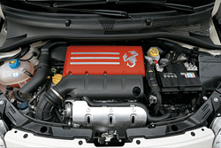 moteur 1.4 turbo fiat 500 abarth 135 ch