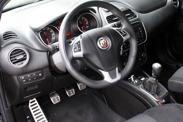 intérieur punto scorpione abarth