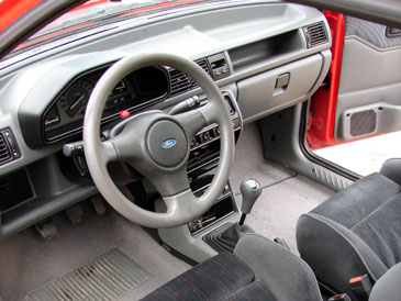 interieur ford fiesta turbo rs
