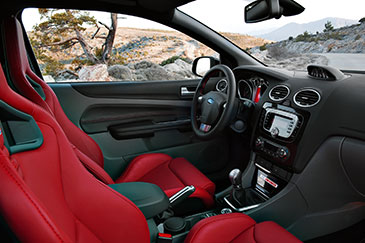 intérieur ford focus 2 rs500 baquets recaro cuir rouge