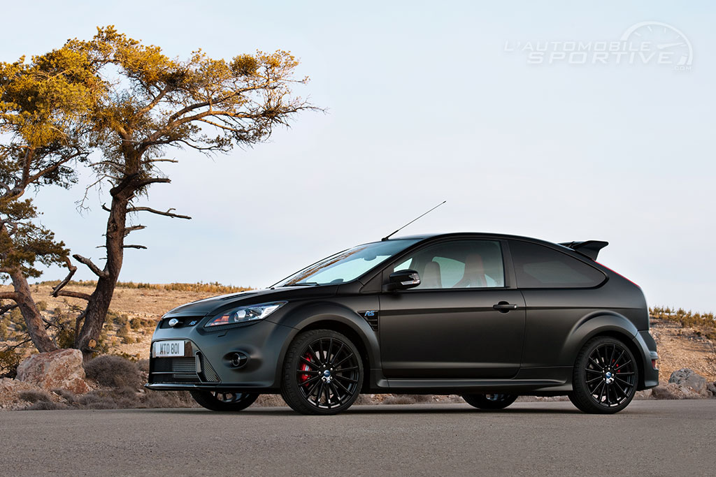 ford focus 2 rs 305 ch
