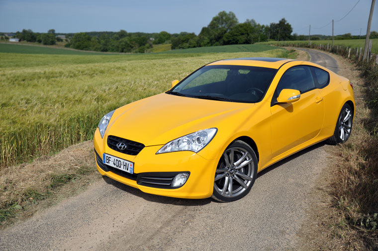 hyundai genesis coupe v6