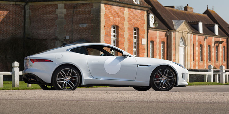 arriere jaguar f-type R coupé