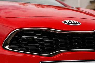 kia pro ceed gt logo