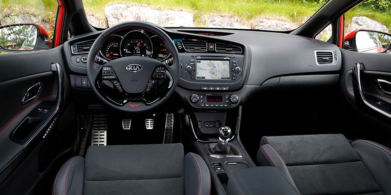 interieur kia pro cee d gt