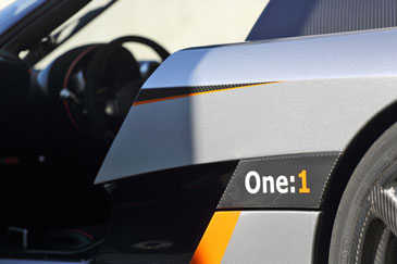 koenigsegg agera one:1 logo