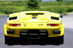 lamborghini countach quattrovalvole