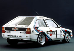 lancia delta s4 rally