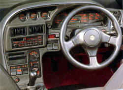 interieur lotus elan m100