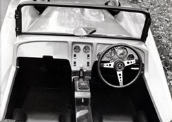 lotus seven s4 interieur