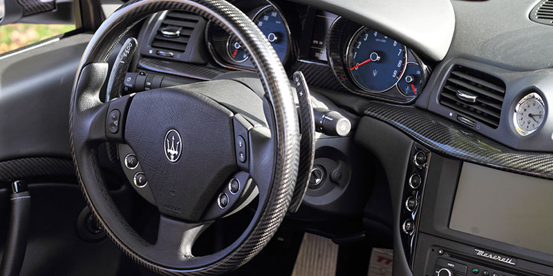 interieur maserati grancabrio sport