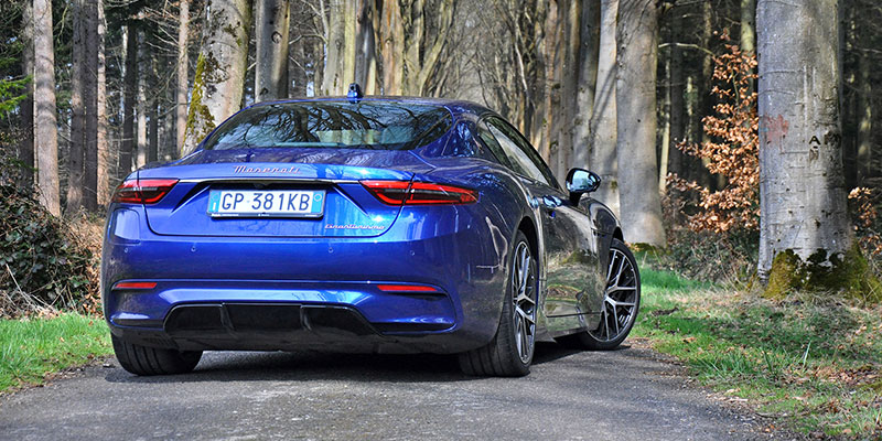 arriere maserati granturismo II folgore 2024