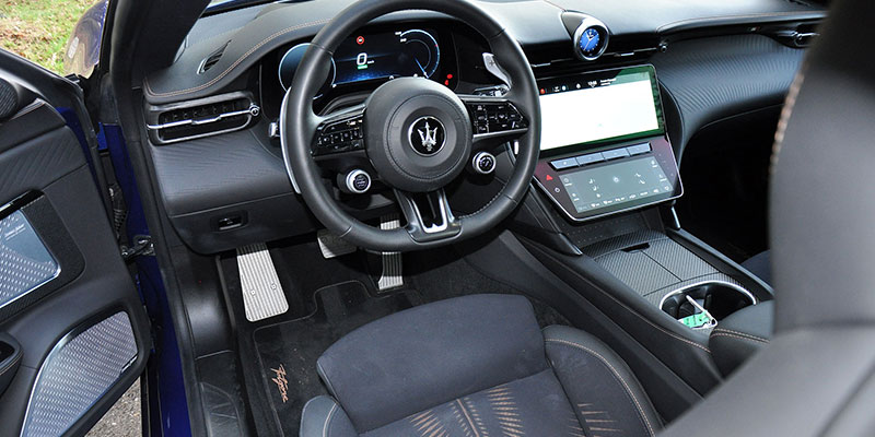 interieur maserati granturismo II folgore