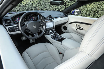 intérieur maserati granturismo sport 2018
