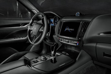 interieur maserati levante gransport