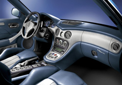 interieur maserati spyder 90th